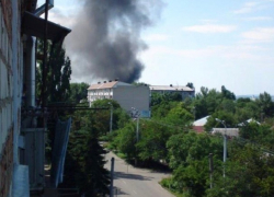 Крупный пожар в МинВодах: сгорел склад с красками