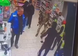 «У тебя никогда в жизни не получится меня избить»: 24-летний юноша нокаутировал взрослого мужчину в магазине на Ставрополье