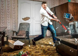 «Утро не задалось»: ставрополец разнес номер гостиницы из-за плохого настроения