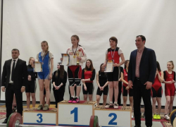 Лучшие — «железные леди» из Новоалександровска и тяжелоатлеты из Буденновска: итоги чемпионата края