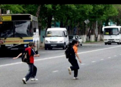 Семилетних братьев-близнецов сбил водитель маршрутки в Ставрополе