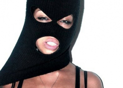 Пьяница-подросток ограбила женщину на 5 тысяч рублей