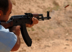 Вспыльчивый пенсионер расстрелял из автомата двоих и еще одного отправил в реанимацию на Ставрополье