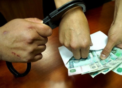  За 20 тысяч рублей мужчина пытался подкупить полицейского на Ставрополье