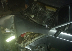 Девушка за рулем перепутала педали и врезалась в стену СТО на Ставрополье 