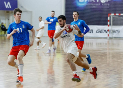 Год начали на позитиве: гандболисты «Виктор-СУОР» отпраздновали успех в Москве