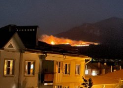 «Где авиация?»: крупный пожар на горе Бештау на КМВ обеспокоил местных жителей 