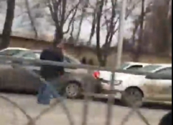 «Паровозик» из шести попавших в ДТП машин создал огромную пробку в центре Ставрополя 