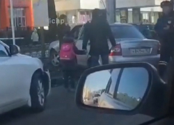 ДТП с двумя "легковушками" произошло на центральной улице Ставрополя