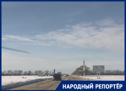 «Машины уносит в кювет»: ставрополец снял на видео ледяной ад на трассе в Краснодар 