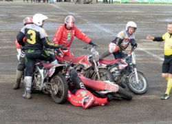 Осечка в Видном: ипатовские мотоболисты потерпели поражение от чемпионов страны