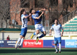 Лидеры порадовались синхронно: подводим итоги 25 тура футбольного первенства на юге России