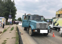 Все известные подробности гибели ребенка под колесами мусоровоза в Минводах