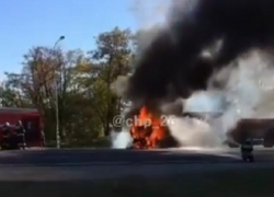 КамАЗ загорелся на трассе под Ставрополем и попал на видео 