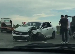 Авария на миллион: Камри на повороте "влетела" в Мерседес премиум-класса под Невинномысском