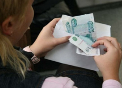 "Белую" зарплату ниже прожиточного минимума платят жителям Ставрополя 200 коммерческих фирм