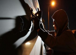 Молодой рецидивист совершал дерзкие ночные угоны автомобилей на Ставрополье