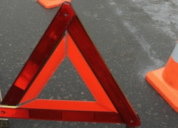 Четыре человека пострадали при столкновении рейсового автобуса "Неоплан" с КамАЗом на трассе Ставрополья