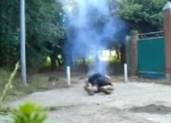 Хитрый самоподрыв начинающего блогера под Ставрополем испугал прохожих и попал на видео