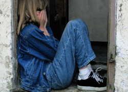 Мужчина пытался изнасиловать 14-летнюю девочку на Ставрополье 