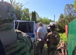 Появились кадры задержания участвовавшего в нападении на жителей Буденновска в 1995 году террориста