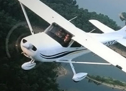 Легкомоторный самолет упал вблизи Ставрополя: пострадали двое