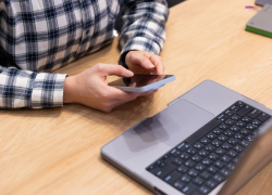 От «расчета премий» до «задолженностей»: на какие «фишинговые» письма попадаются сотрудники