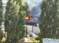 В Ставрополе горел мебельный склад