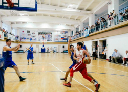«Вепри» не пожалели студентов: лидеры баскетбольного чемпионата Ставрополья продлили победную серию