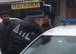 Жителю Кировского горокруга может грозить уголовное дело за драку с инспектором ГИБДД