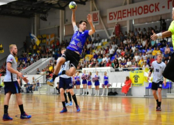 Ставропольские гандболисты уступили в первой игре «Кубка Лаврова»