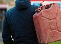 Пожилой мужчина из ревности спалил дом своего соперника на Ставрополье