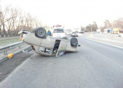 Ретро-автомобиль перевернулся возле Невинномысска 
