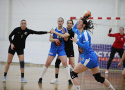 «План по голам перевыполнили»: ставропольские гандболистки вышли в финал «утешительного» турнира