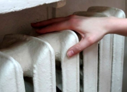 В Ессентуках прорвало теплотрассу: ведутся ремонтные работы