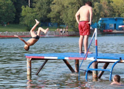 На Новопятигорском озере спасли пьяного тонувшего мужчину