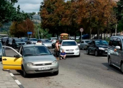 Пенсионерка-нарушительница попала под колеса автомобиля в Кисловодске