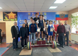 Буденовское золото в Кумской Долине: прикумские штангисты победили по итогам первенства края