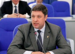 Николай Новопашин предложил запретить ввоз «Лирики» на территорию края