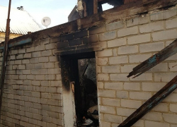 Жилая времянка выгорела дотла в Ставрополе