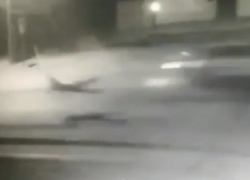 Страшные кадры со сбитым на огромной скорости подростком попали на видео