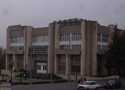 Водитель из Пятигорска скончался на улице от приступа астмы