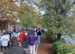 Всех студентов и преподавателей эвакуировали из колледжа связи в Ставрополе