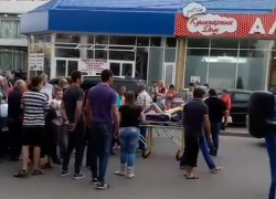 Несколько детей попали под колеса спешивших автомобилей на Ставрополье