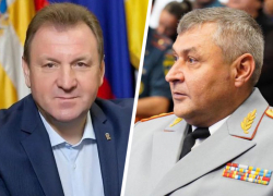 Экс-начальника регионального МЧС Владимира Кия наградили в администрации Ставрополя