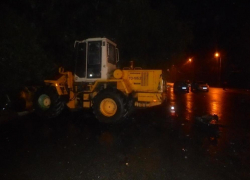 В Пятигорске легковушка столкнулась с трактором: погиб 2-летний ребенок