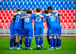 Футбольная школа Динамо проводит просмотр юных футболистов на центральном стадионе Ставрополя