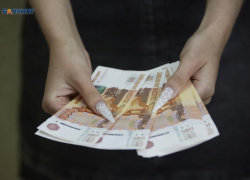 Ставропольчанка продавала постельное белье и украла у покупателя деньги 