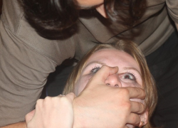 Мужчина надругался над 58-летней соседкой на Ставрополье