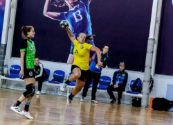 Боевой мир в Майкопе: гандболистки «Ставрополья-СУОР» не смогли дважды победить в Адыгее